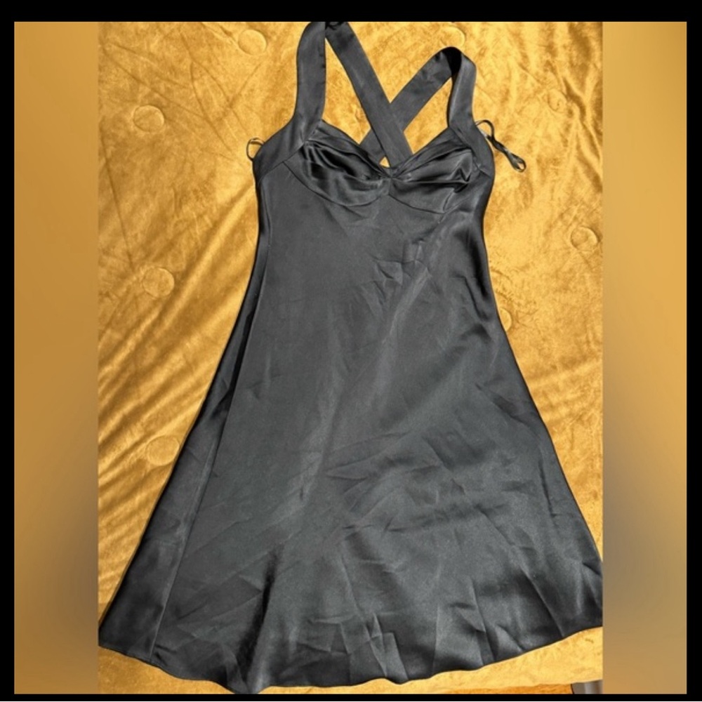 Silk Lil blk dress.  No stretch